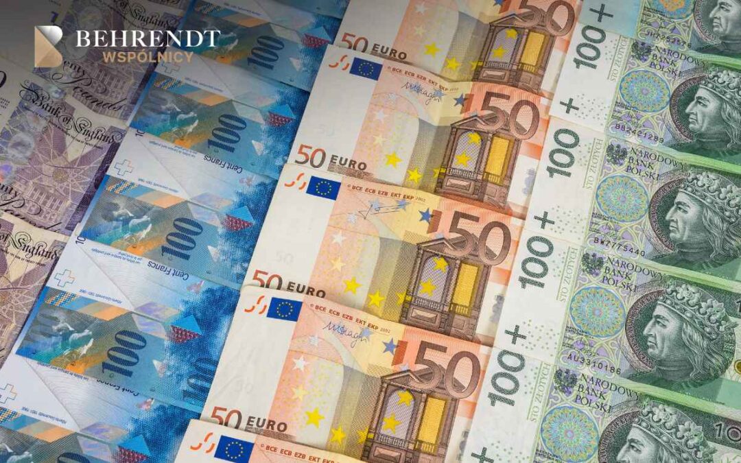 grafika przedstawiajaca gotówke w walutach euro usd i chf